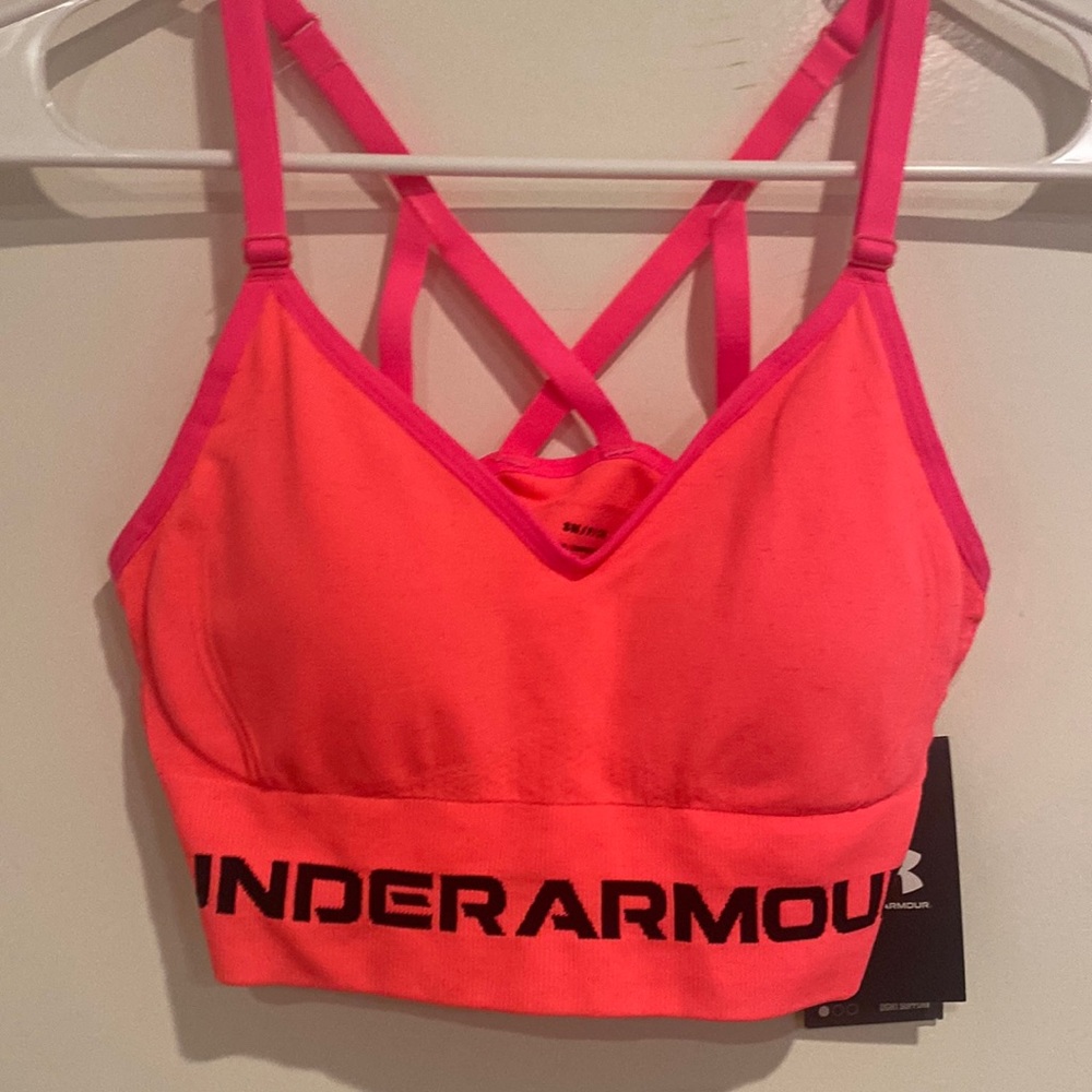 Unworn under armor sports bra